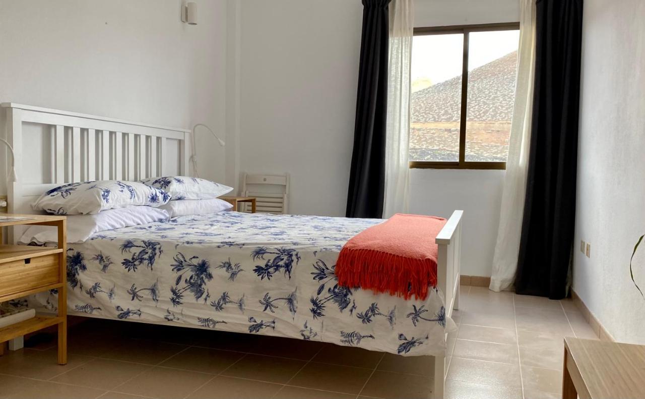 Apt Con Piscina Playa Roja, ลาเรสติงกา ภายนอก รูปภาพ